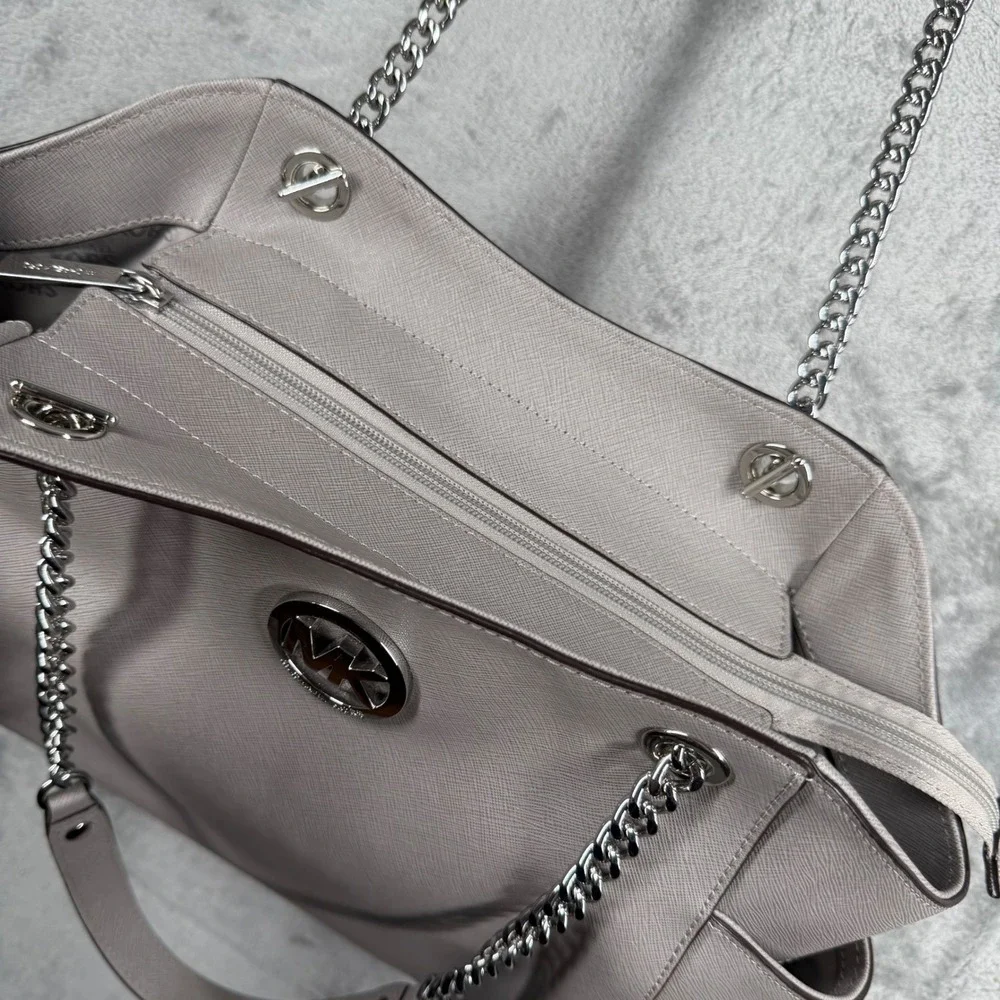 Michael Kors Jet Set Medium Chain Shoulder Tote Bag Gray Silver Metallic Classic